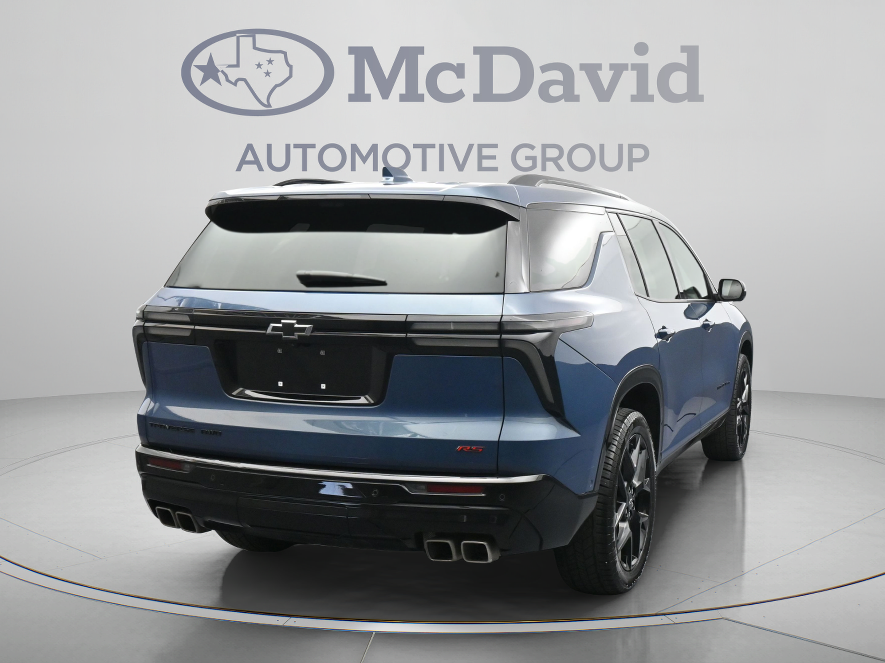 Used 2025 Chevrolet Traverse RS w/ LPO, Cargo Package AWD/4WD image 8