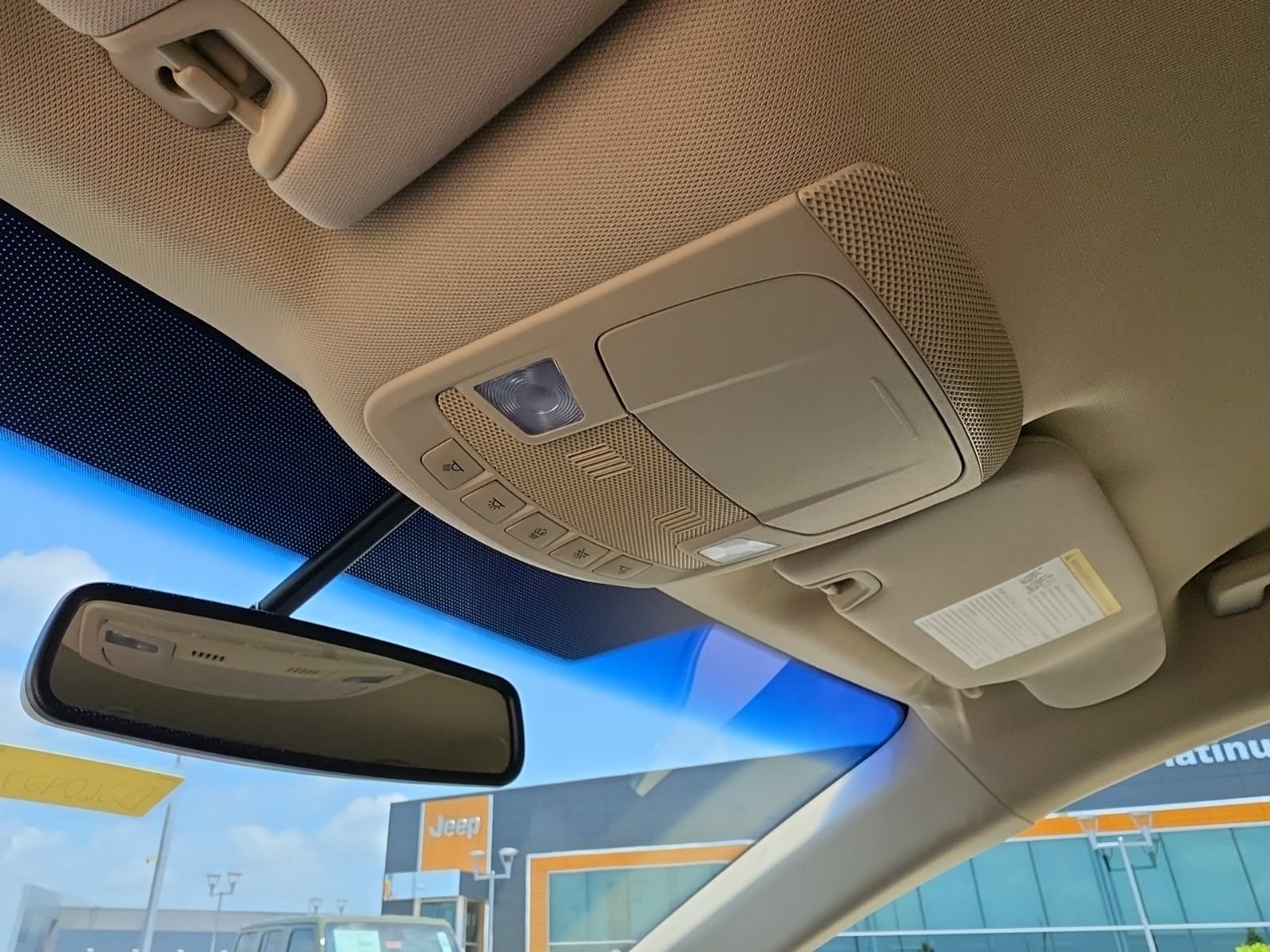 Used 2018 Ford Edge SEL w/ Equipment Group 201A FWD image 26