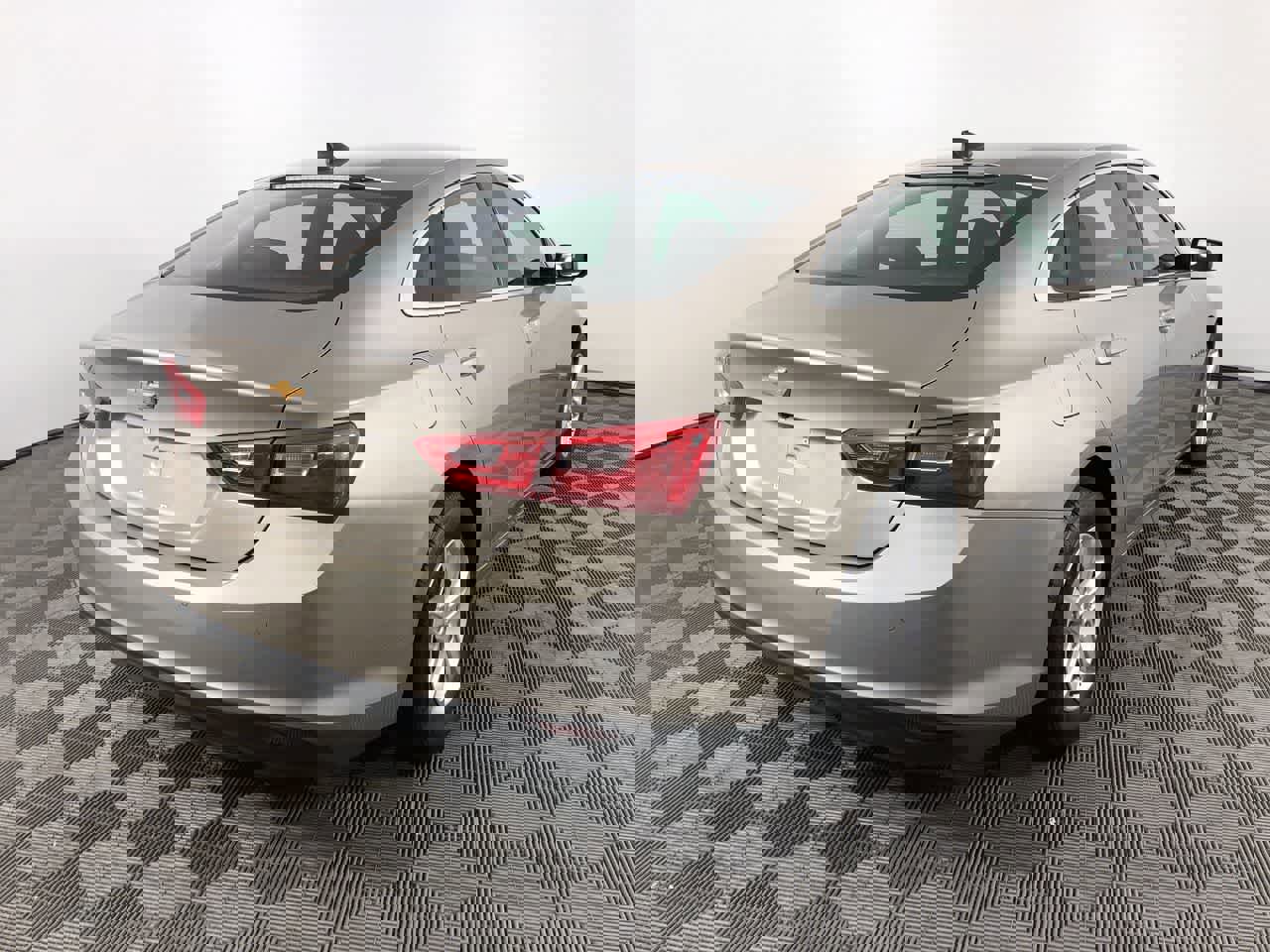 Used 2024 Chevrolet Malibu LS image 8