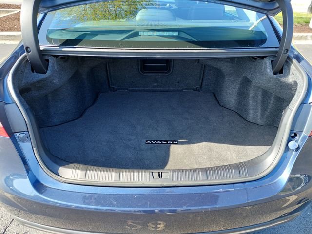 Used 2016 Toyota Avalon Touring image 5