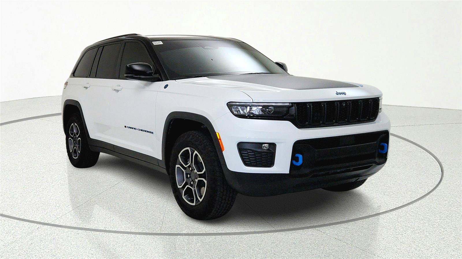 Used 2024 Jeep Grand Cherokee Trailhawk w/ Luxury Tech Group III