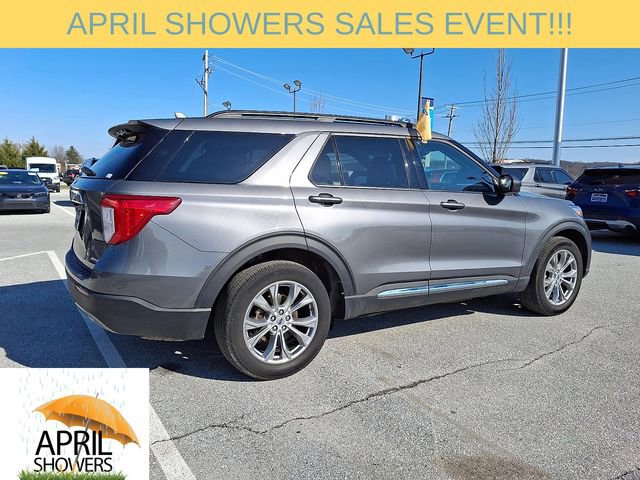 Certified 2022 Ford Explorer XLT w/ Equipment Group 202A image 11