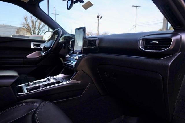 Used 2020 Ford Explorer ST w/ Premium Technology Package image 41