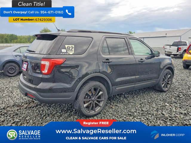 Used 2018 Ford Explorer XLT w/ Equipment Group 202A AWD/4WD image 4