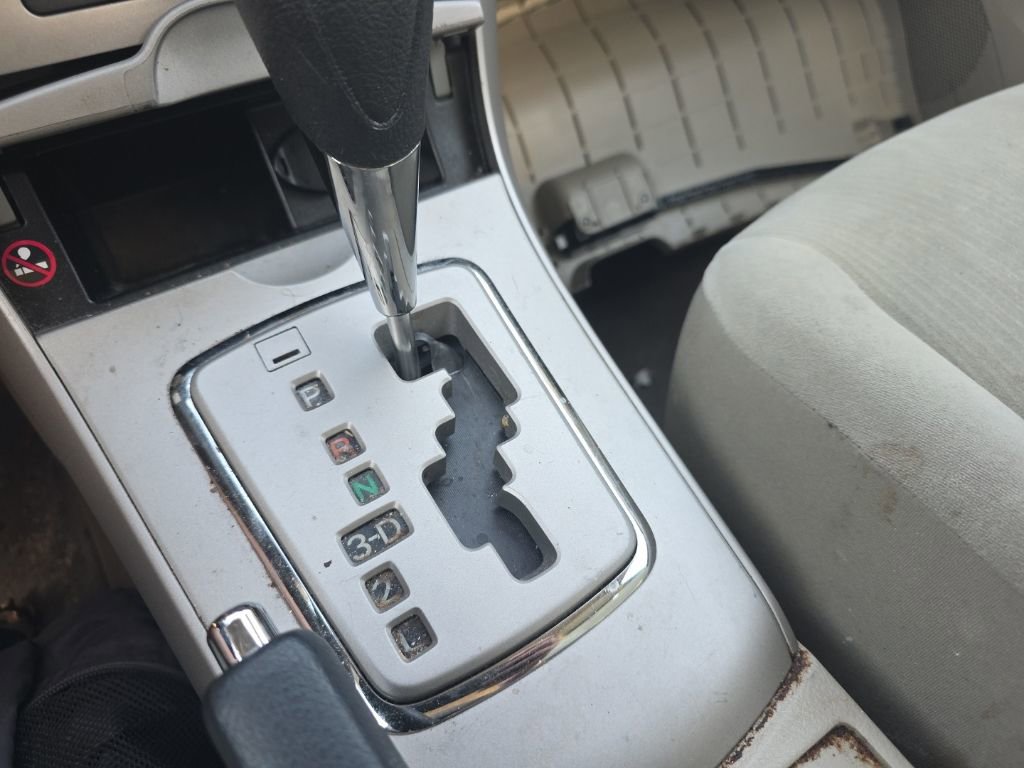 Used 2013 Toyota Corolla LE image 22