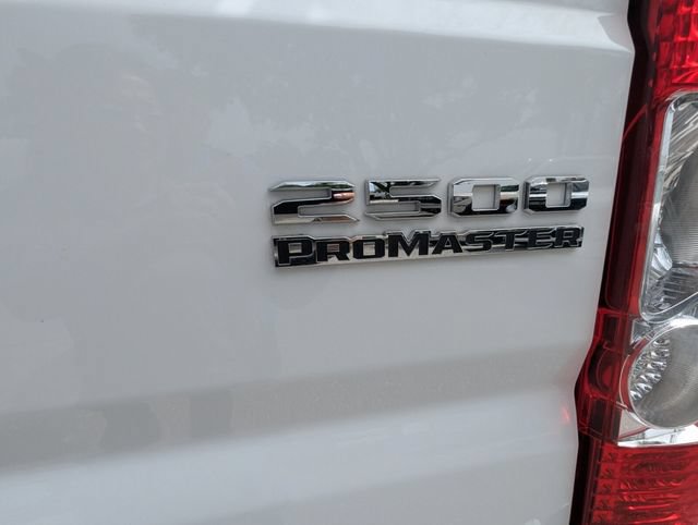 Used 2025 RAM ProMaster 2500 w/ Convenience Group FWD image 9