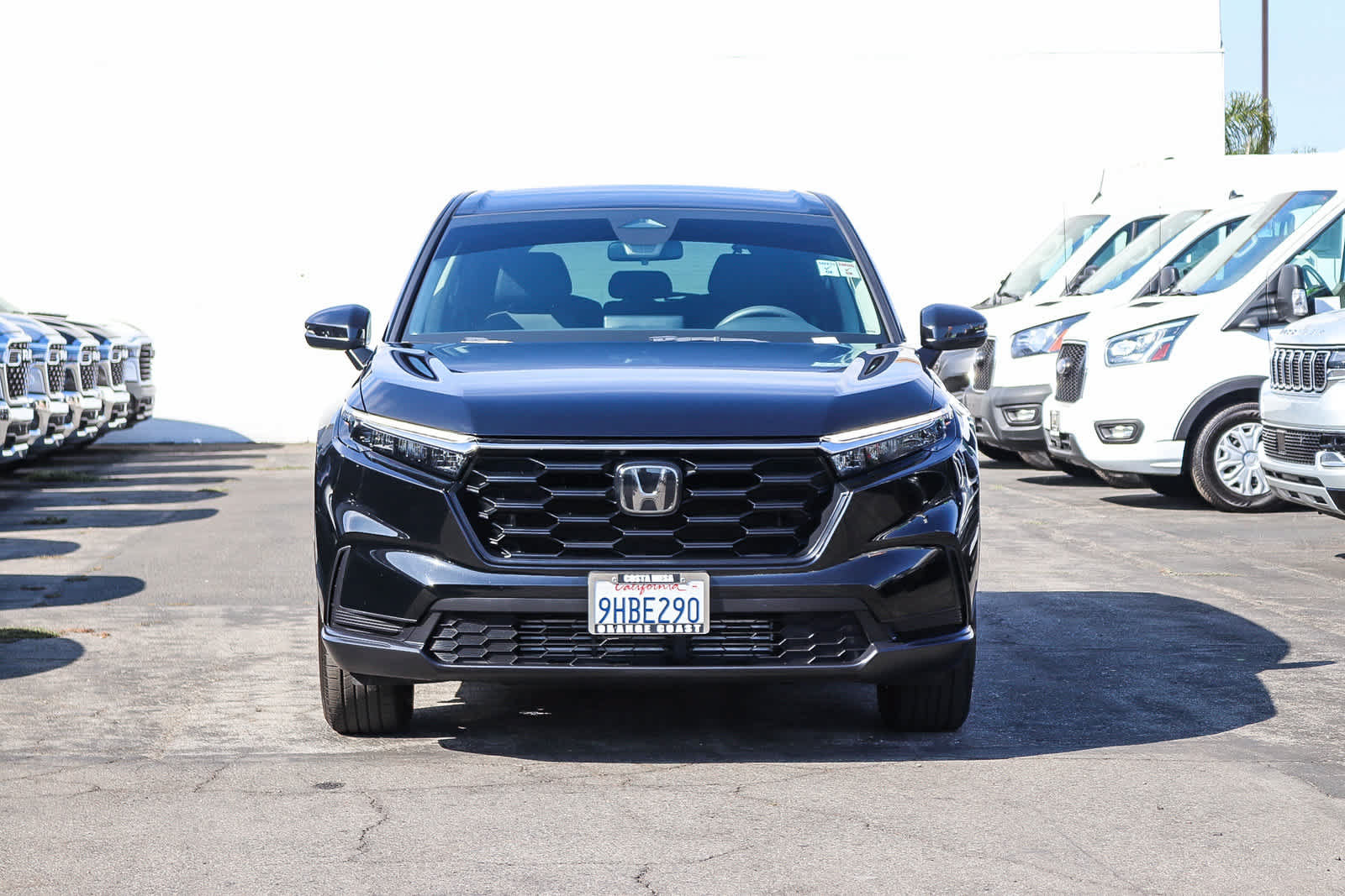 Used 2023 Honda CR-V LX image 2