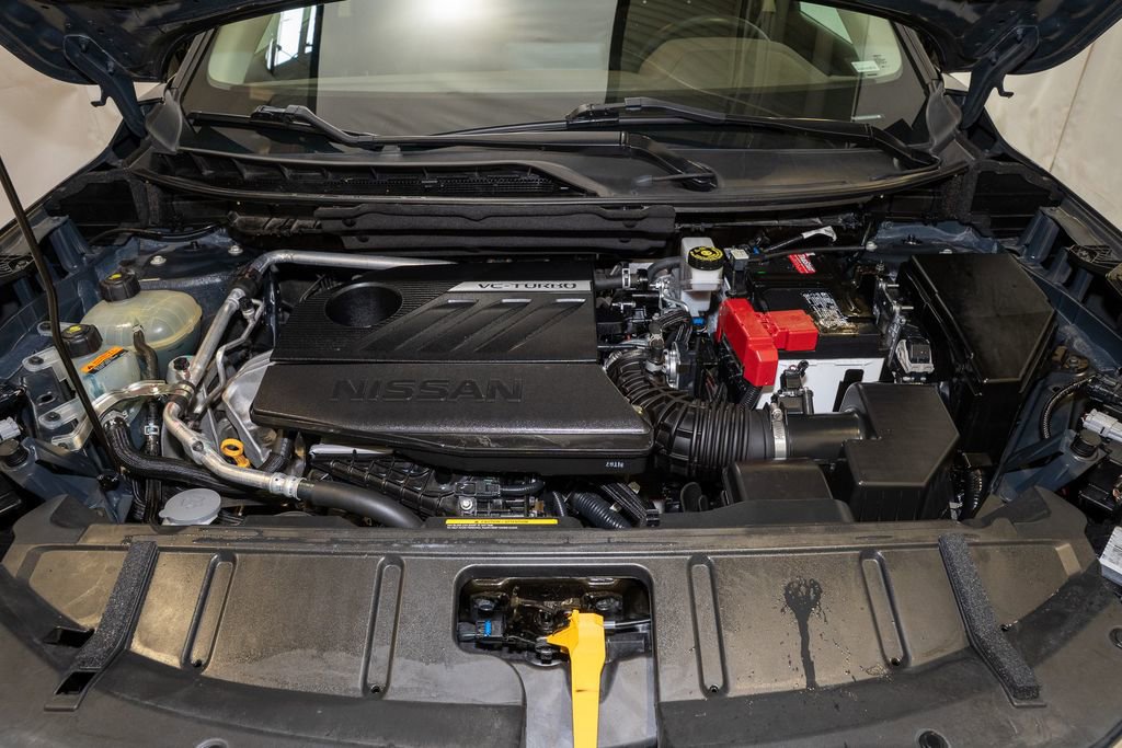 Used 2023 Nissan Rogue SV image 18