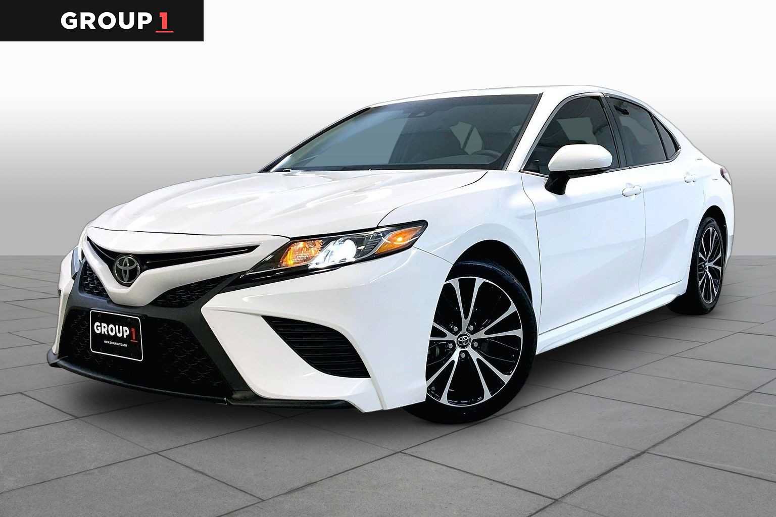 Used 2018 Toyota Camry SE