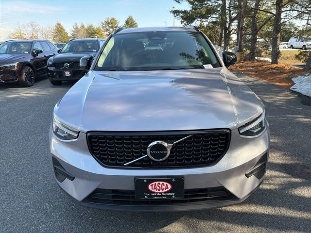 New 2026 Volvo XC40 B5 Core w/ Protection Package Premier image 8