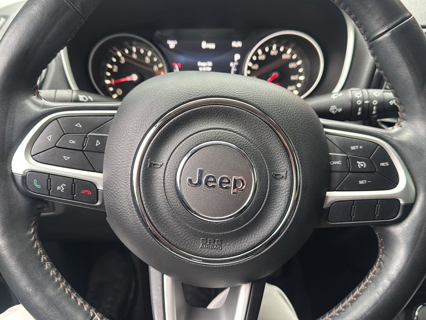 Used 2018 Jeep Compass Limited image 16