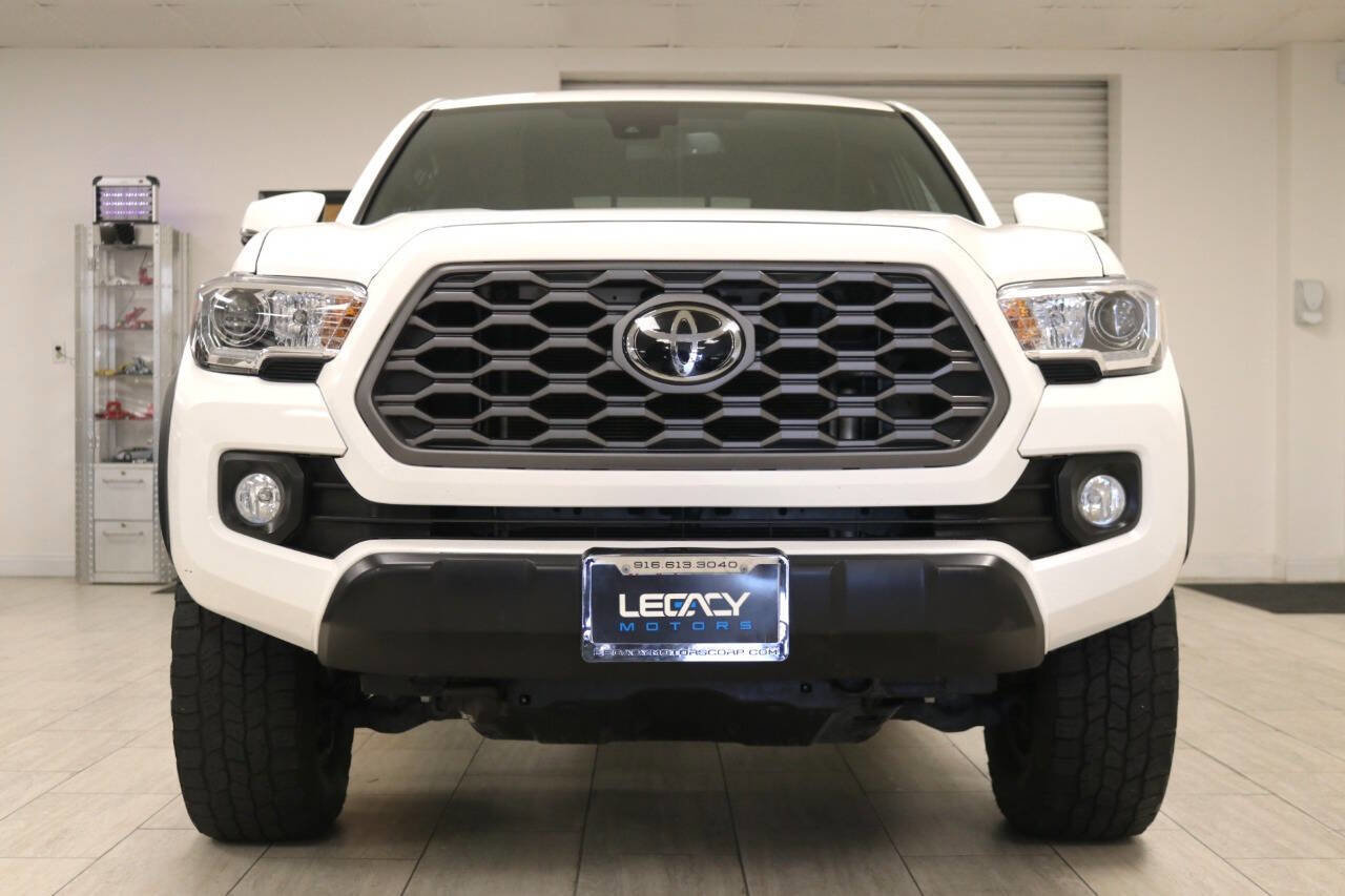 Used 2022 Toyota Tacoma TRD Off-Road image 4