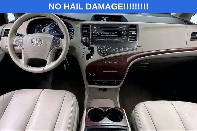 Used 2012 Toyota Sienna XLE w/ Entertainment Pkg FWD image 15