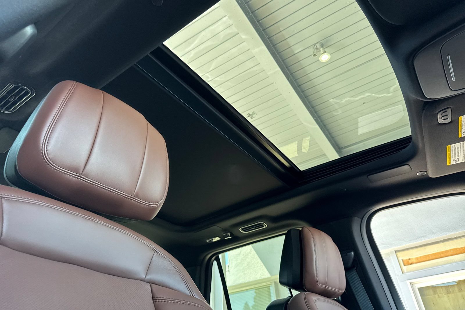 New 2026 Lincoln Navigator L Reserve AWD/4WD image 13