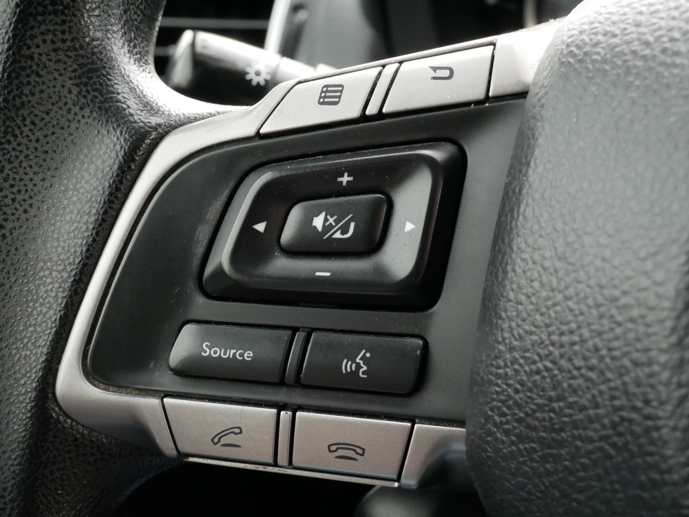 Used 2016 Subaru Forester 2.5i Premium image 26