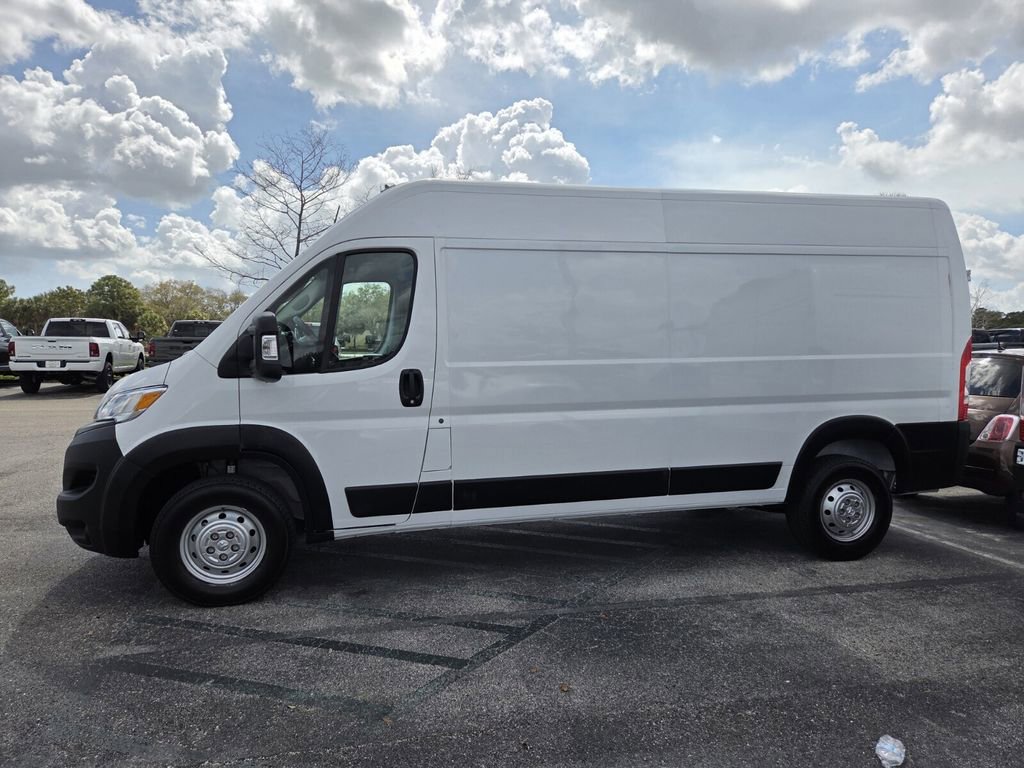 Used 2023 RAM ProMaster 2500 image 4