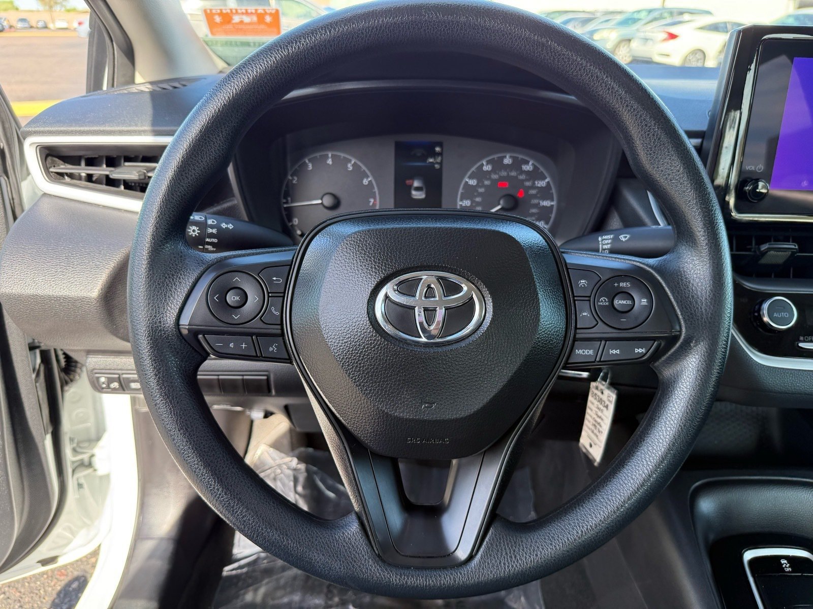 Used 2025 Toyota Corolla LE FWD image 16