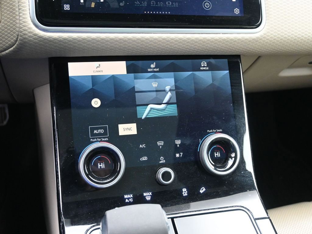 Used 2021 Land Rover Range Rover Velar R-Dynamic S AWD/4WD image 16