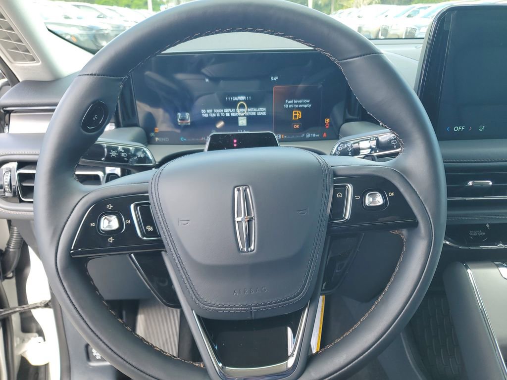 New 2026 Lincoln Aviator 2WD w/ Jet Appearance Package image 24