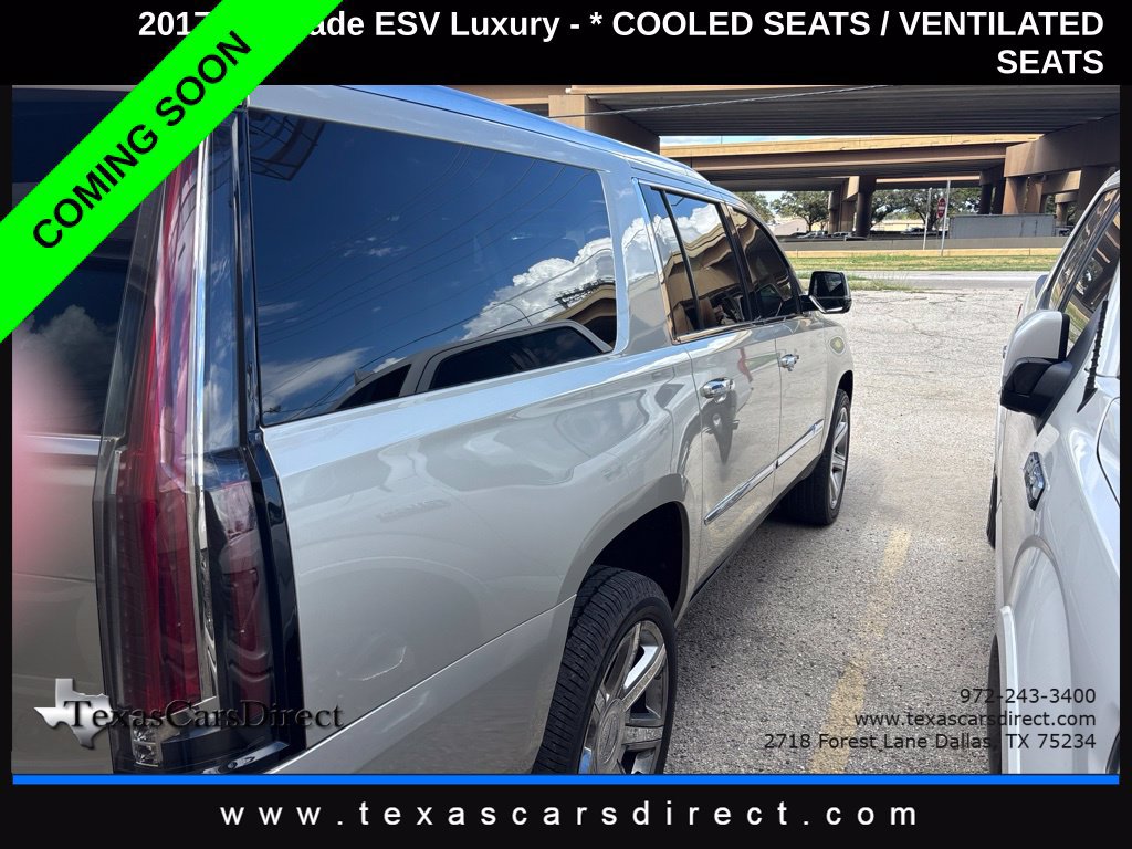 Used 2017 Cadillac Escalade ESV Luxury RWD image 8