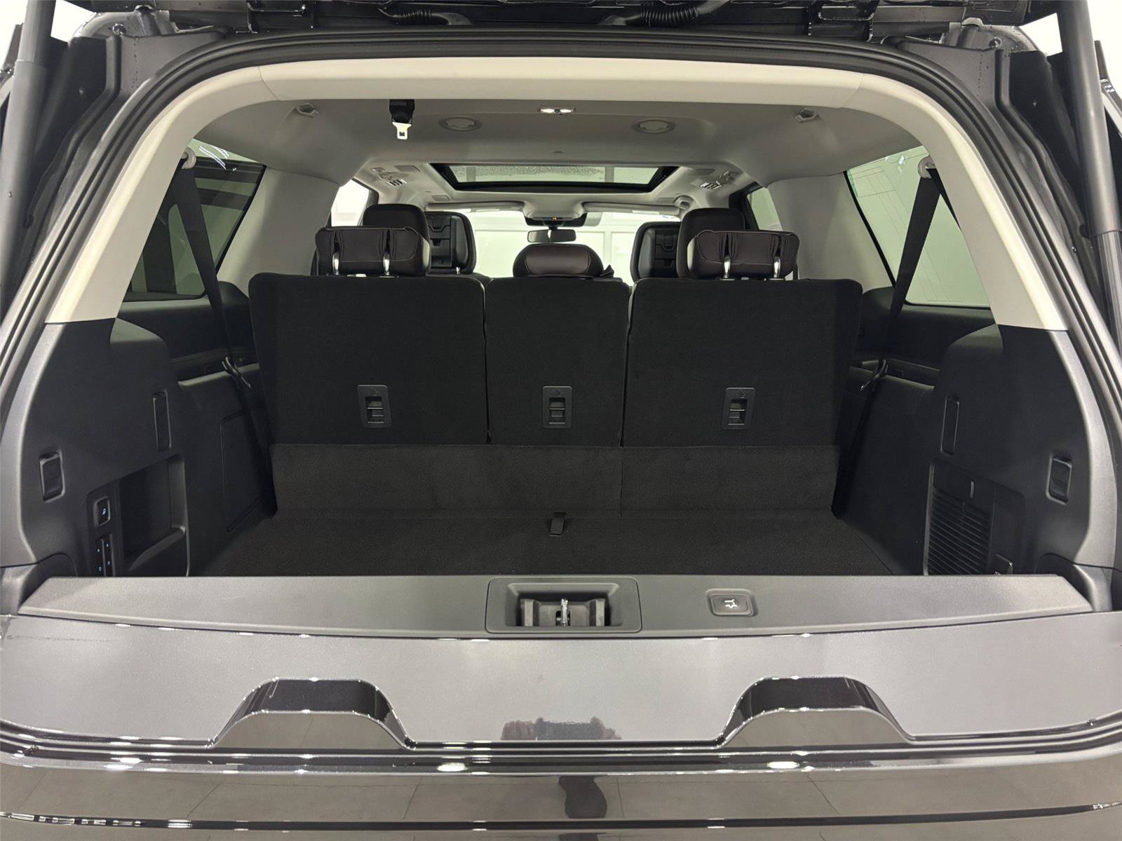 New 2026 Ford Expedition Max Platinum w/ Platinum Ultimate Package AWD/4WD image 18
