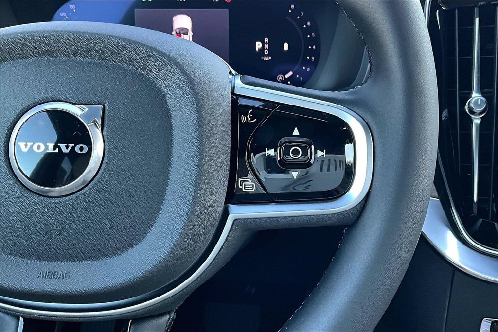 New 2026 Volvo XC90 B6 Plus AWD/4WD image 15