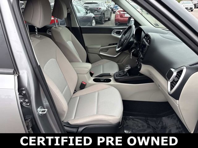 Certified 2022 Kia Soul LX image 9