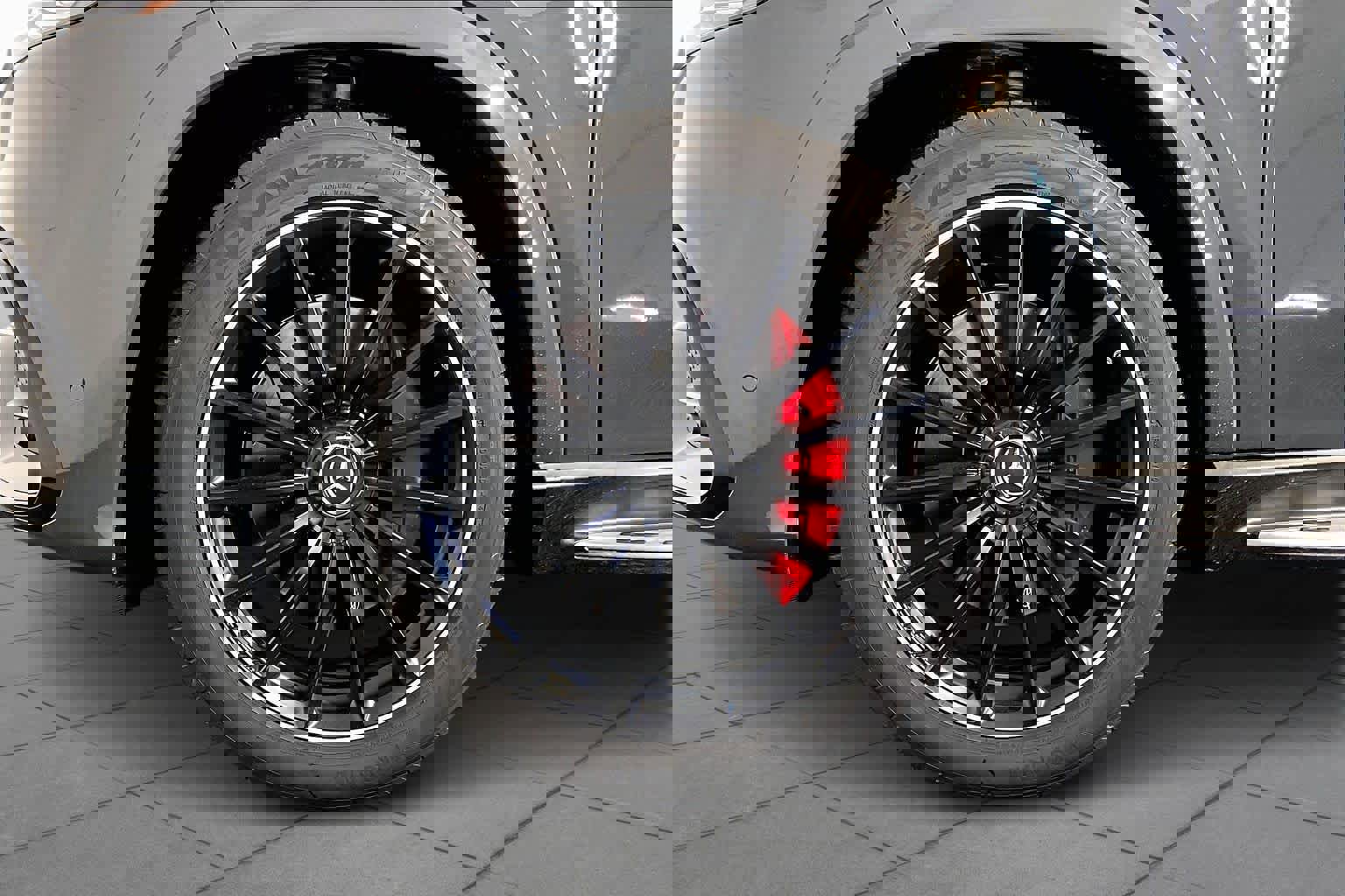 New 2026 Mercedes-Benz GLS 63 AMG 4MATIC image 17