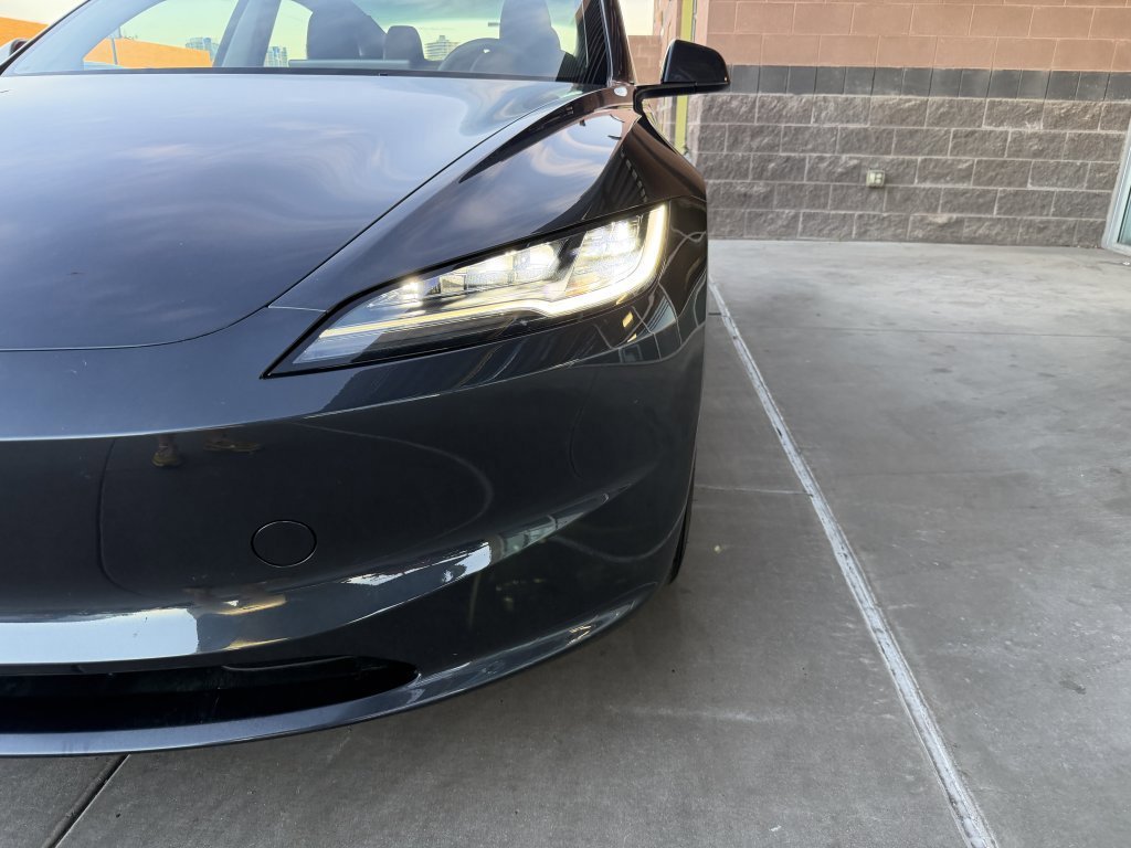 Used 2025 Tesla Model 3 image 11