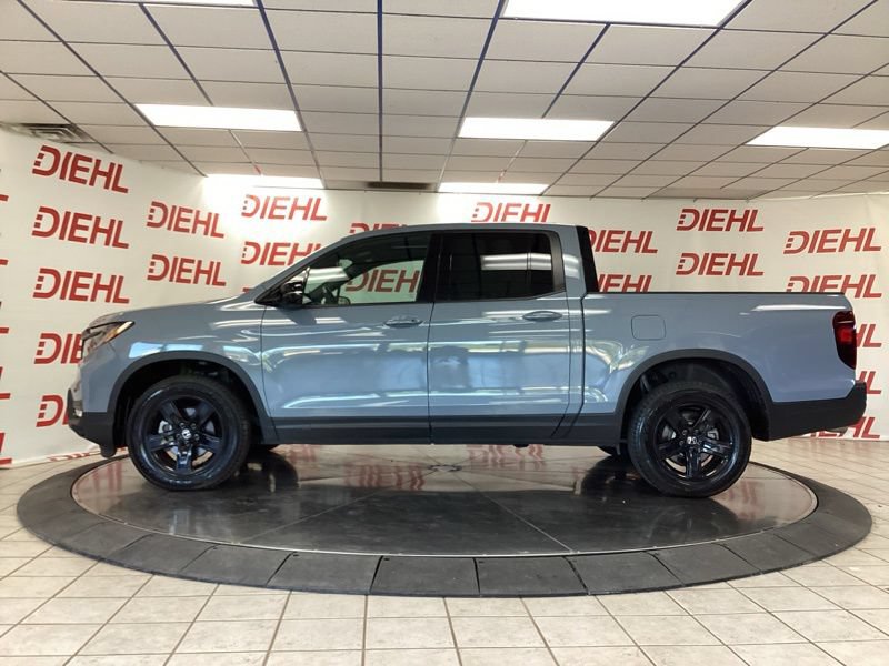 Used 2023 Honda Ridgeline Black Edition image 4