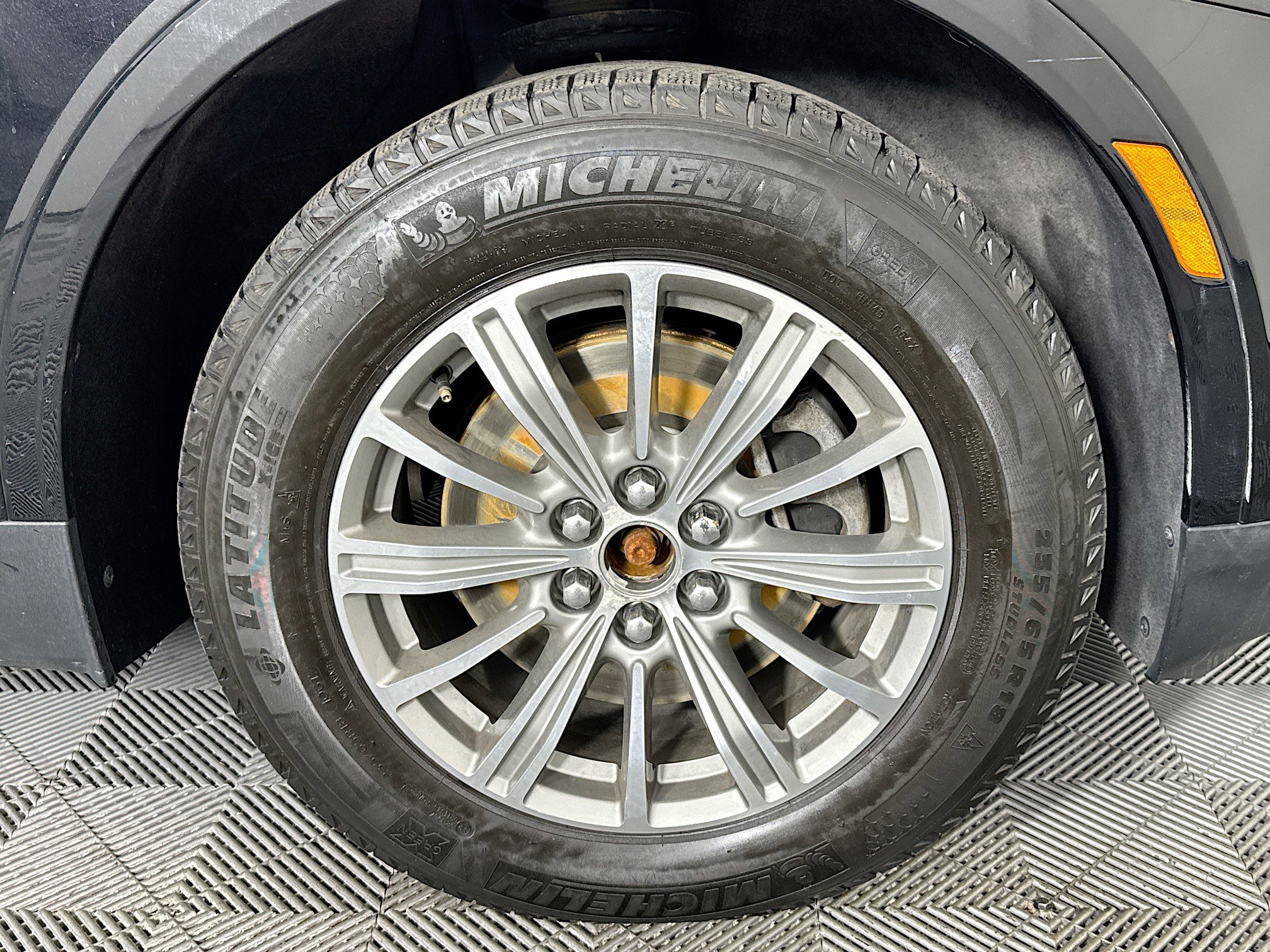 Used 2017 Cadillac XT5 Luxury image 31