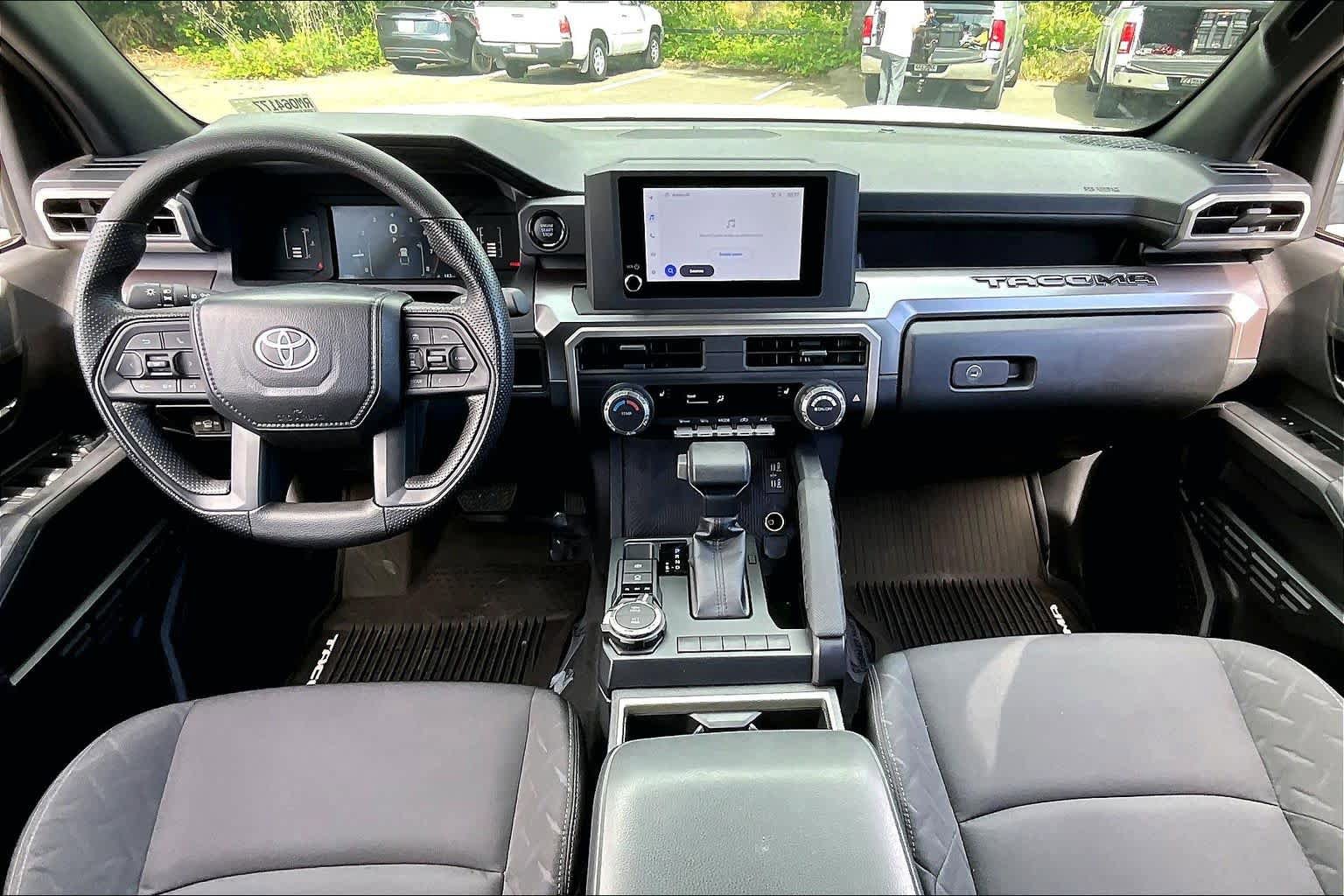 Used 2024 Toyota Tacoma SR5 AWD/4WD image 15