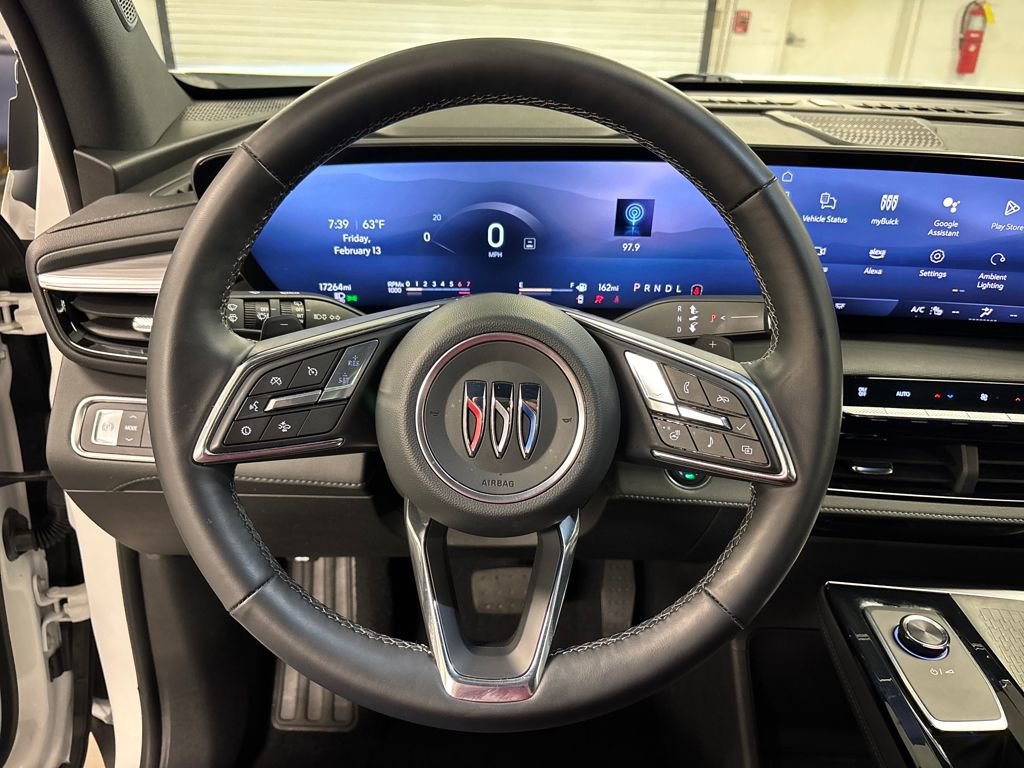 Certified 2025 Buick Enclave Preferred image 33