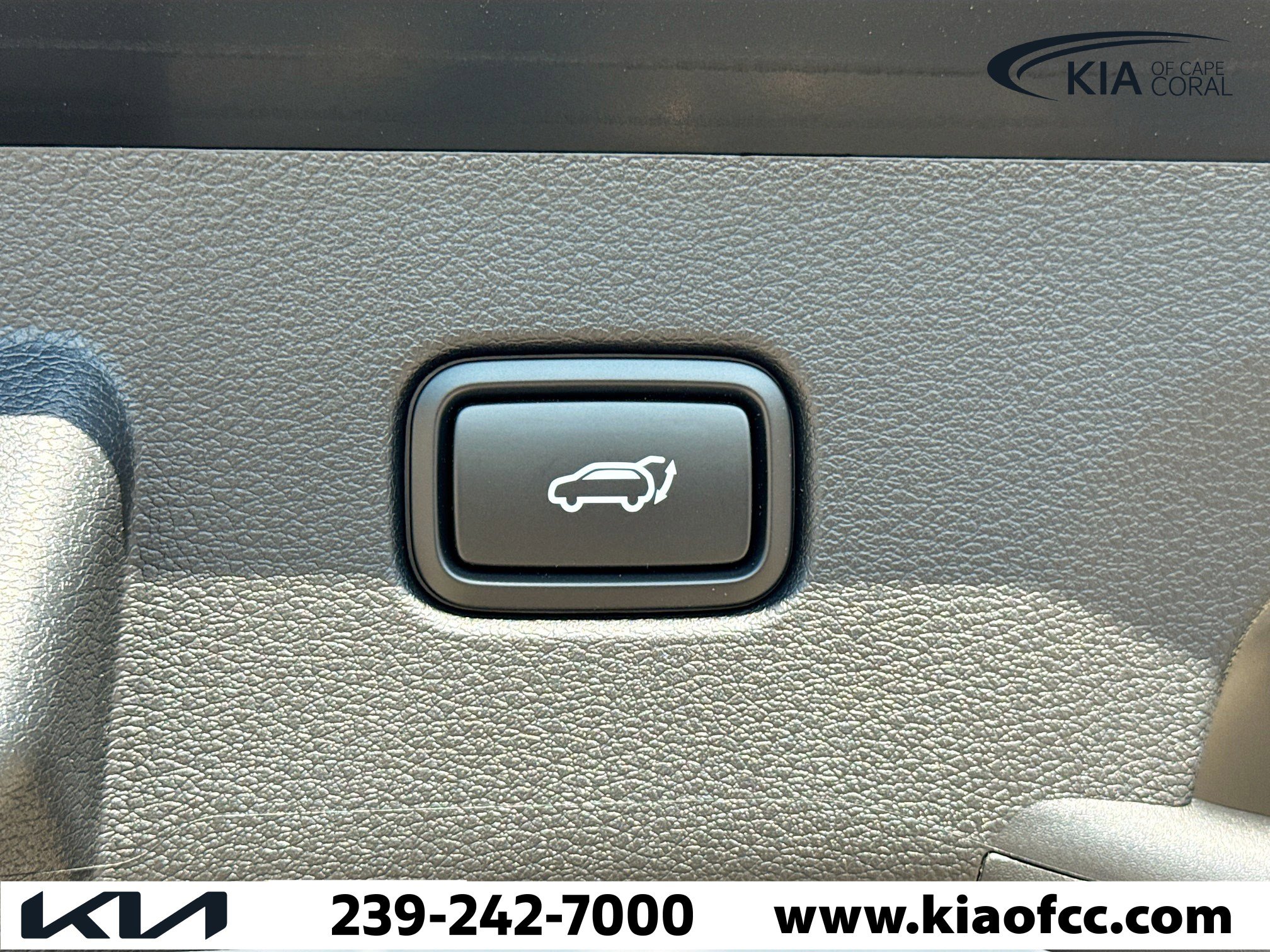 New 2026 Kia Sportage SX image 11