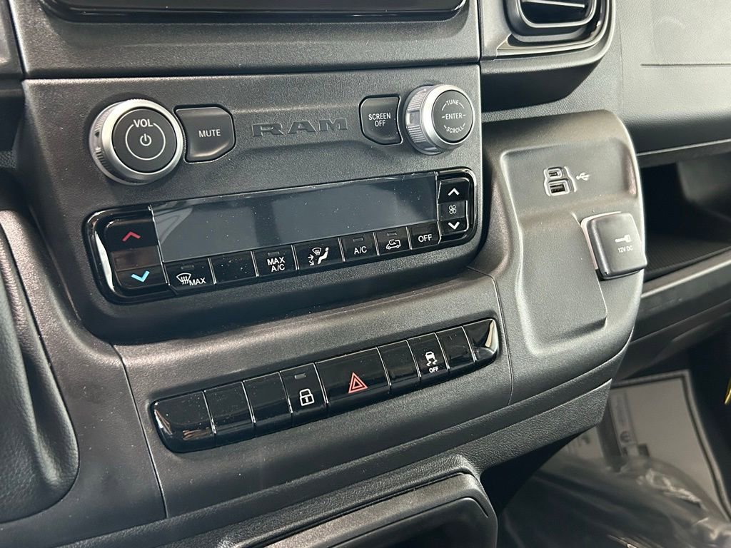 Used 2025 RAM ProMaster 1500 FWD image 12