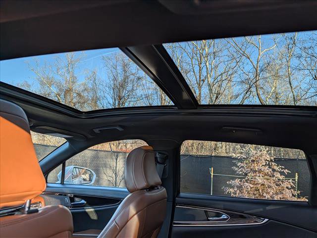 Used 2022 Lincoln Nautilus Reserve image 26