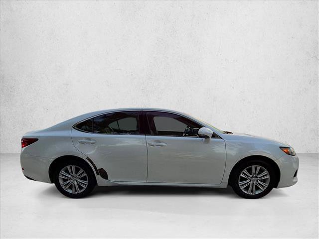 Used 2014 Lexus ES 350 w/ Premium Package FWD image 4