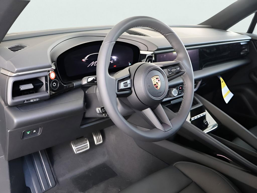 Certified 2025 Porsche Macan 4S Electric image 23