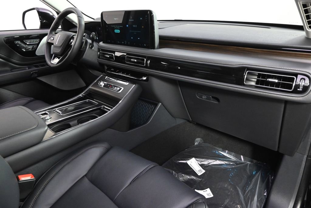 New 2026 Lincoln Aviator Reserve image 15