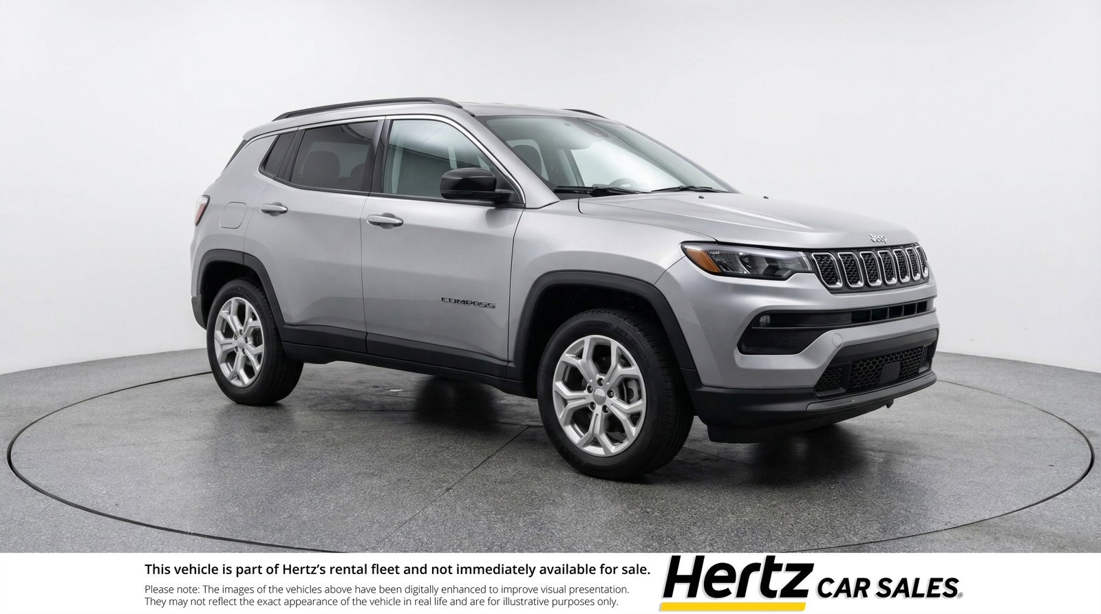 Used 2025 Jeep Compass Latitude image 1