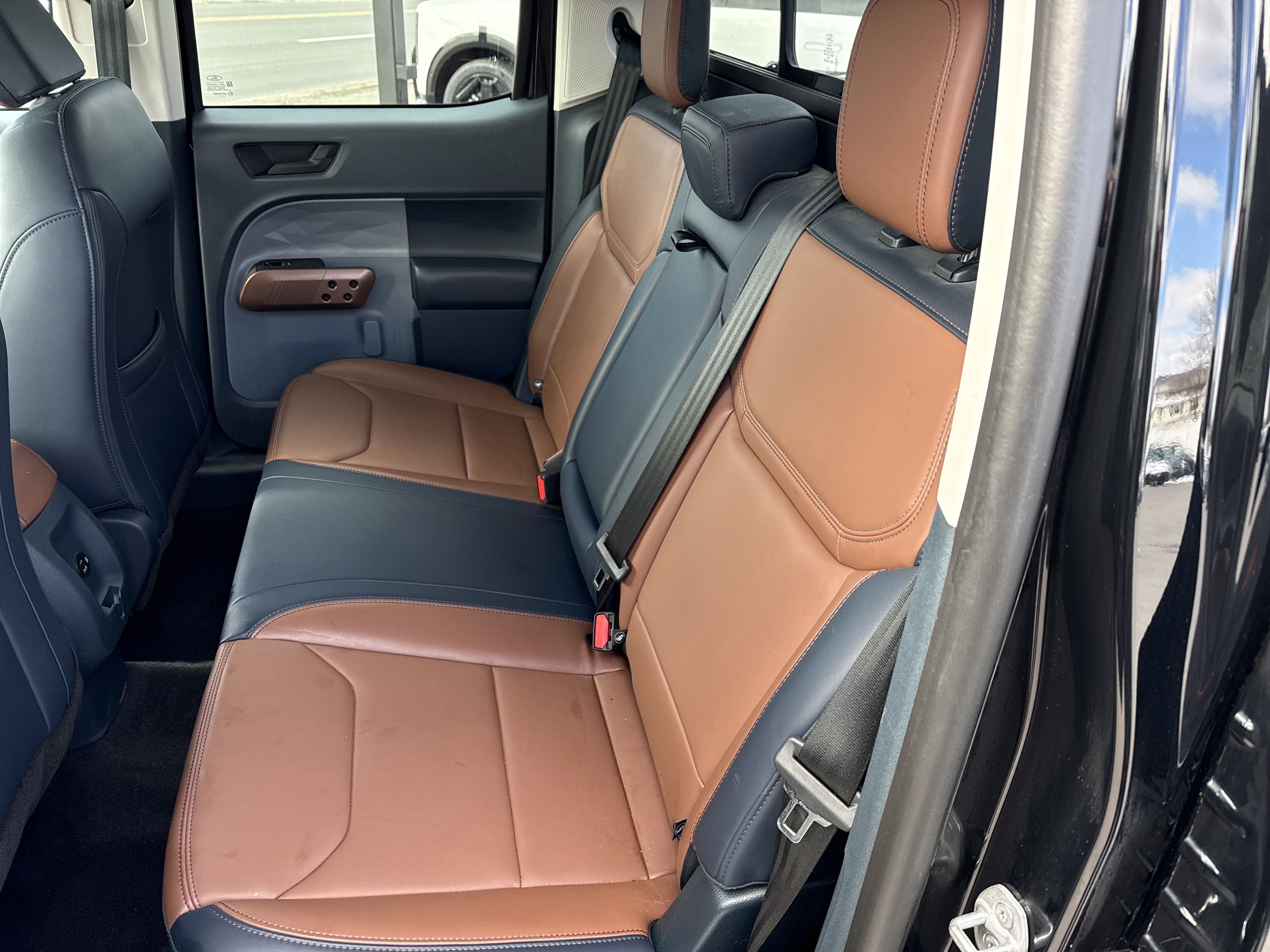 Used 2022 Ford Maverick Lariat w/ Equipment Group 500A Standard image 13