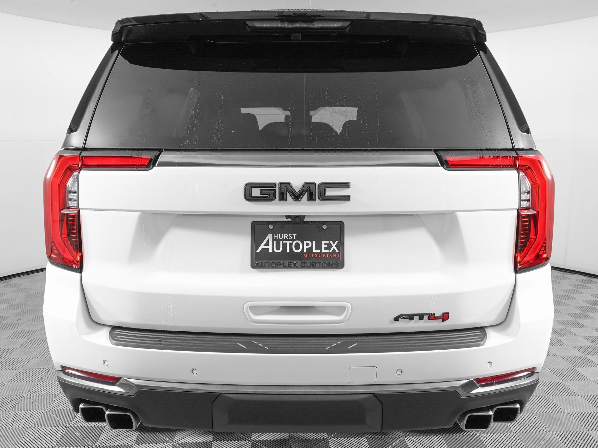 Used 2026 GMC Yukon AT4 image 7