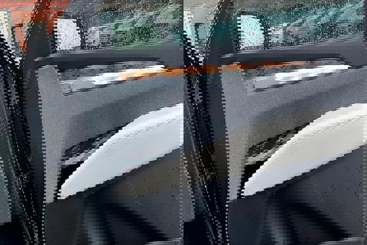 Used 2025 Cadillac Escalade Sport Platinum image 28