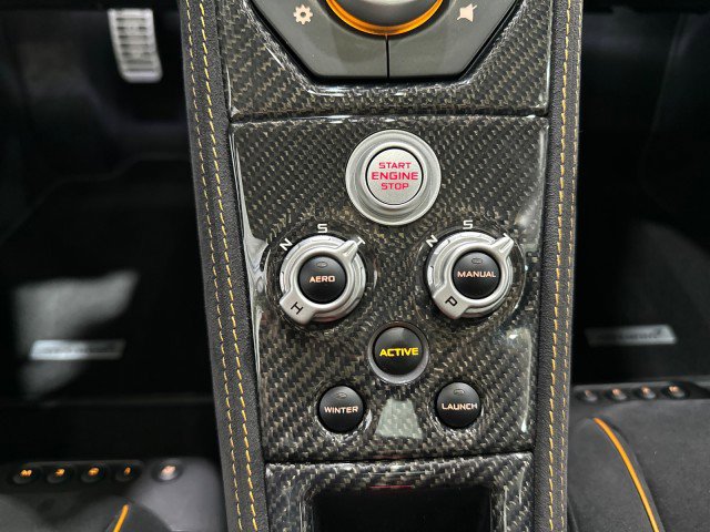 Used 2015 McLaren 650S Spider RWD image 84