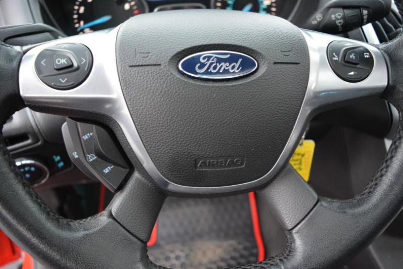 Used 2014 Ford Focus SE w/ Equipment Group 201A image 19