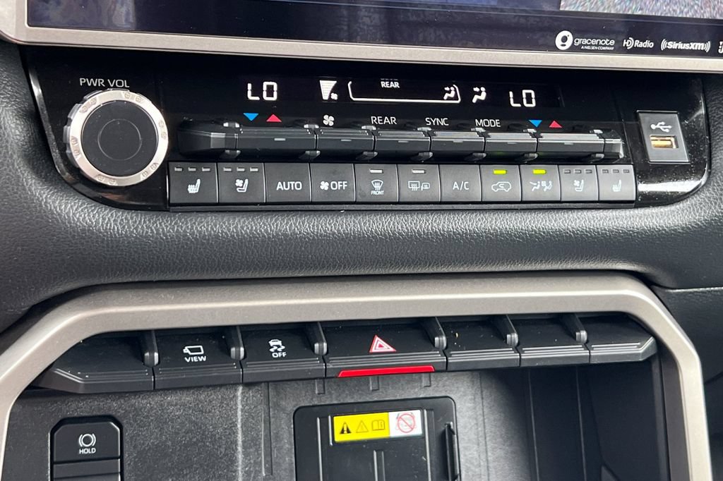 Certified 2023 Toyota Sequoia Limited AWD/4WD image 23