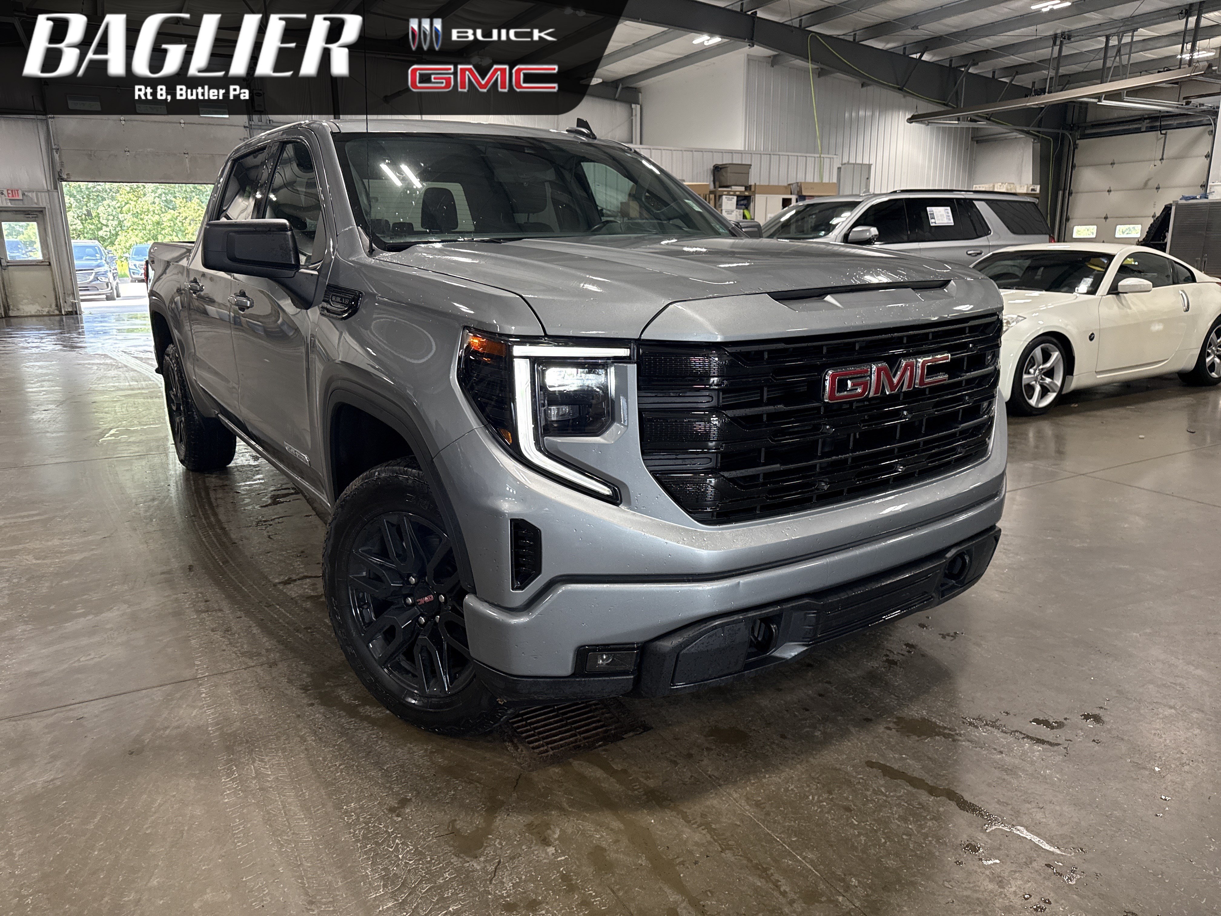 Used 2024 GMC Sierra 1500 Elevation w/ X31 Off-Road Package AWD/4WD image 1