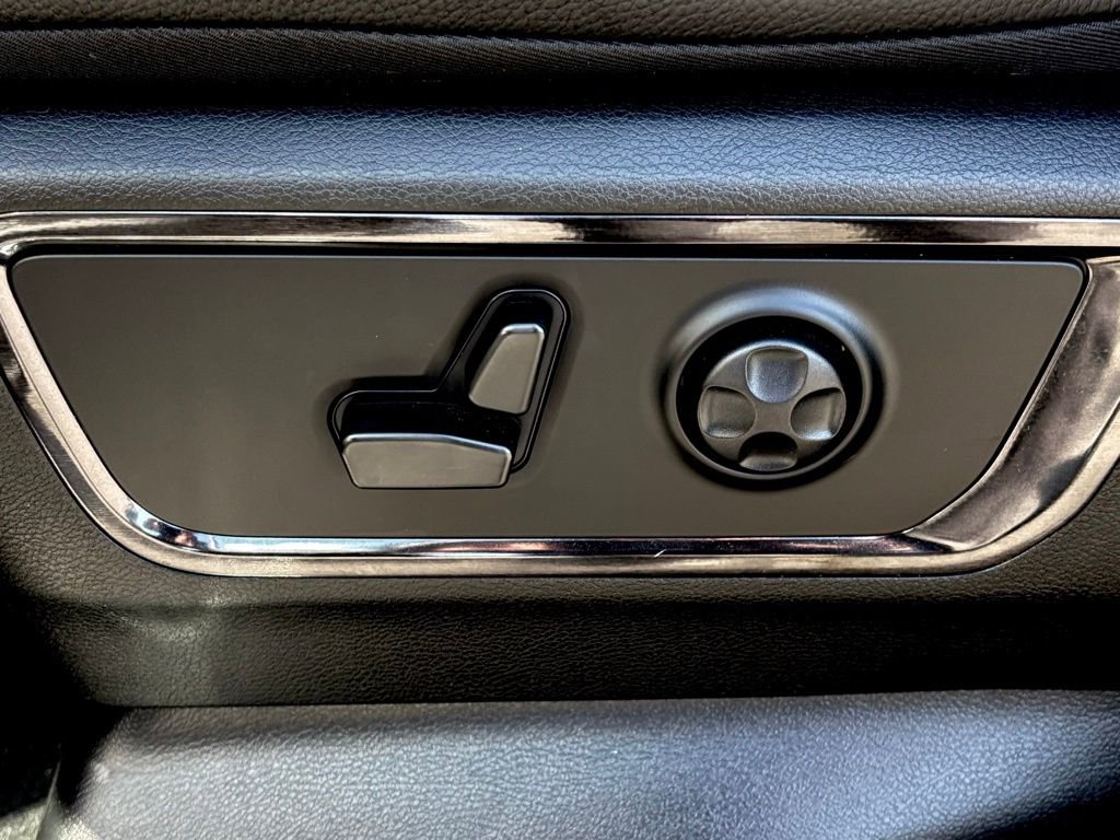 Used 2023 RAM 1500 Limited image 14