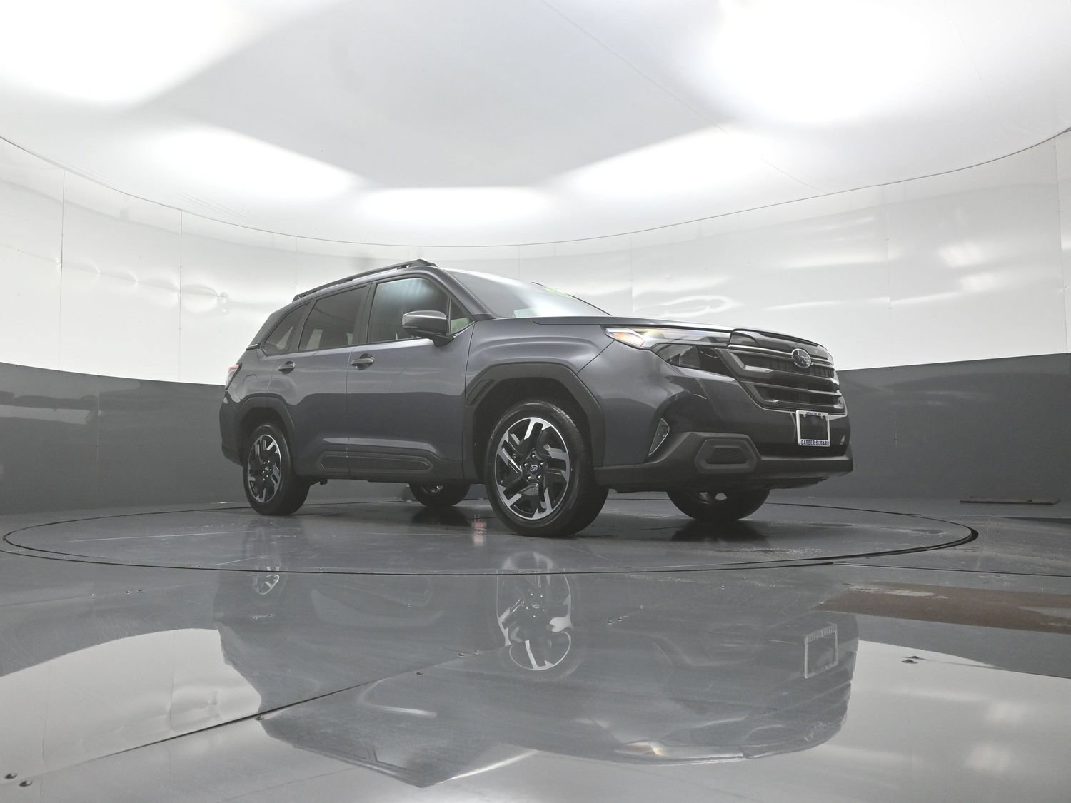 Used 2025 Subaru Forester Limited AWD/4WD image 9