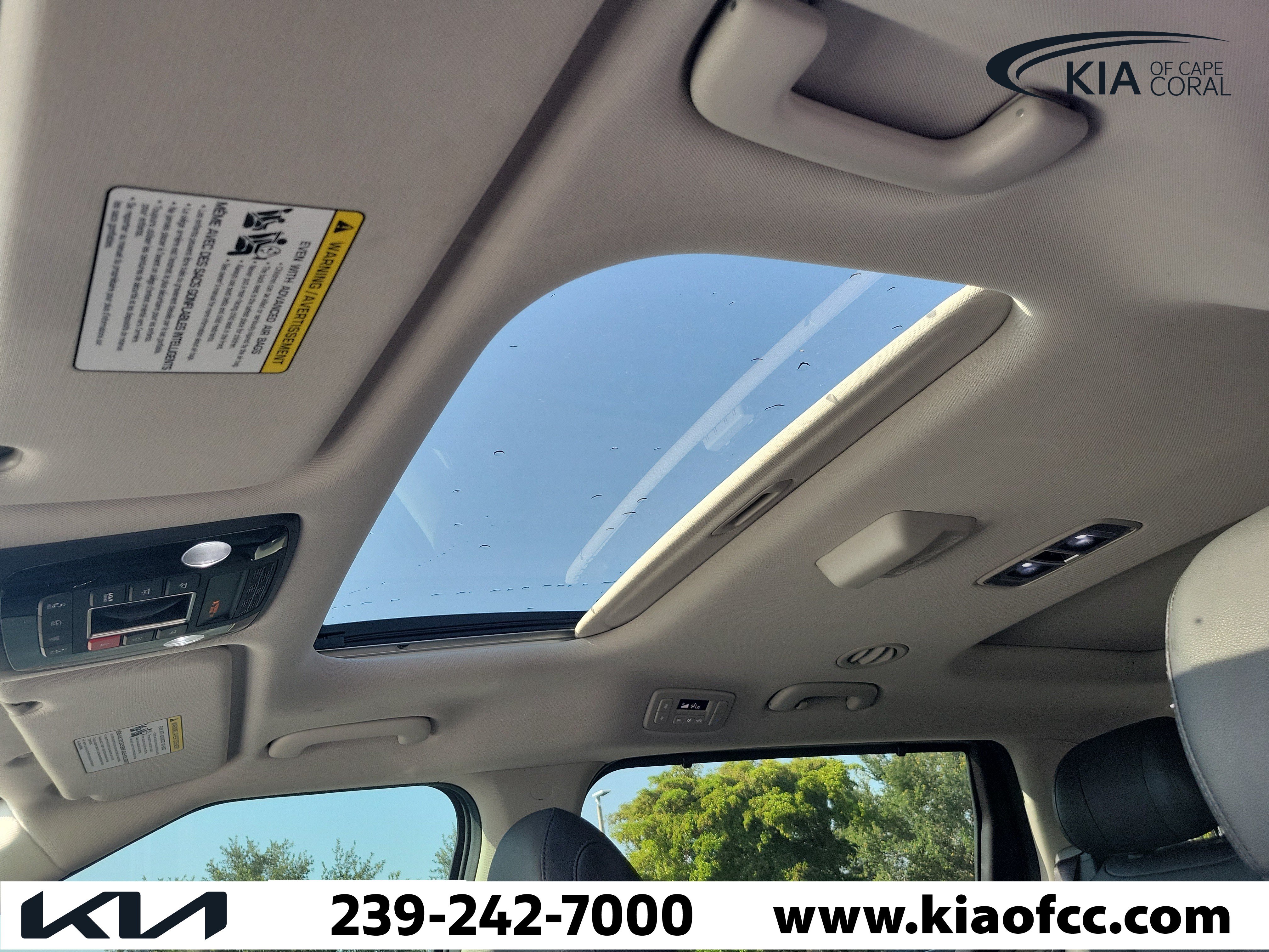 Certified 2025 Kia Carnival SX Prestige FWD image 23
